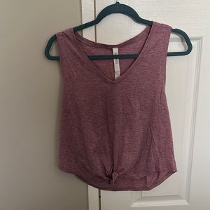 Cropped tie front size 6 Lululemon tank top